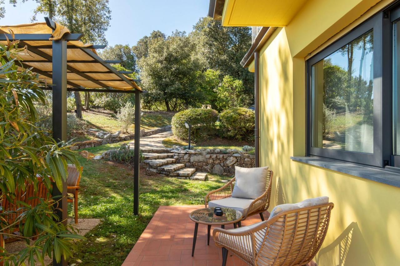 Holiday Prato Verde Chiatri Екстериор снимка