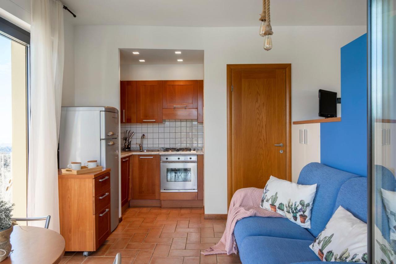Holiday Prato Verde Chiatri Екстериор снимка