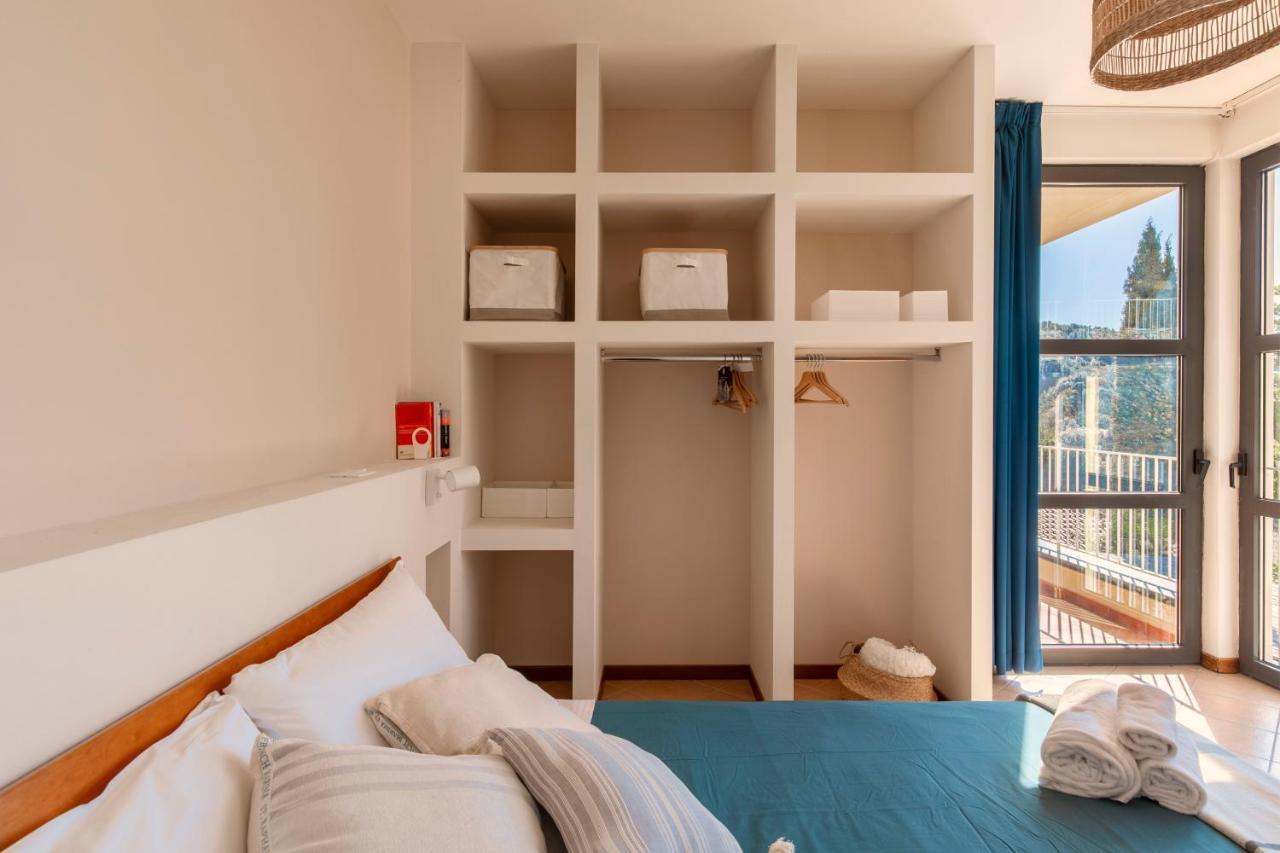 Holiday Prato Verde Chiatri Екстериор снимка