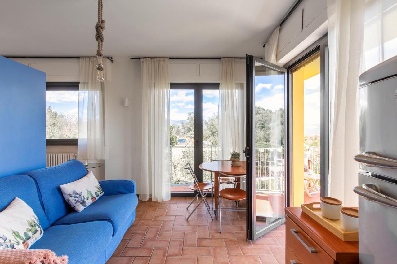 Holiday Prato Verde Chiatri Екстериор снимка