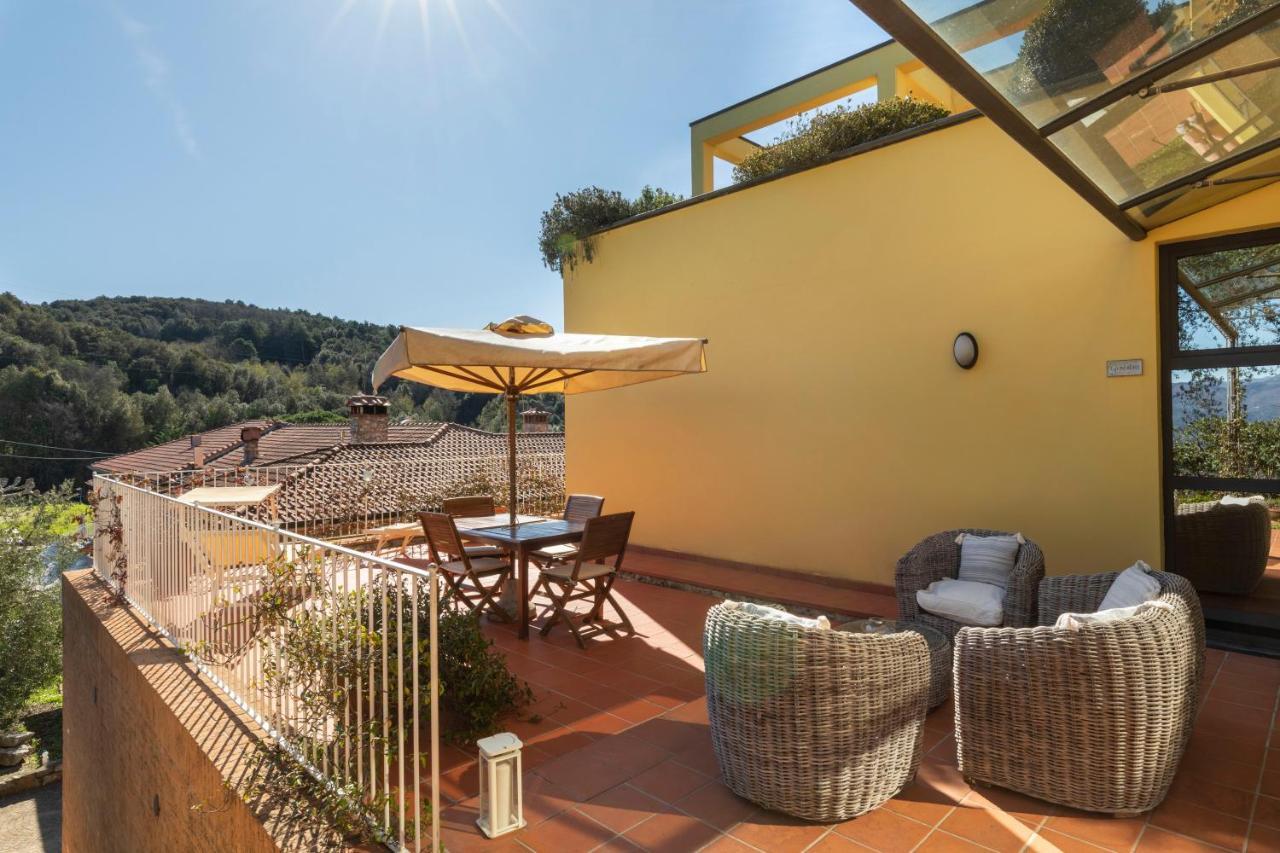 Holiday Prato Verde Chiatri Екстериор снимка
